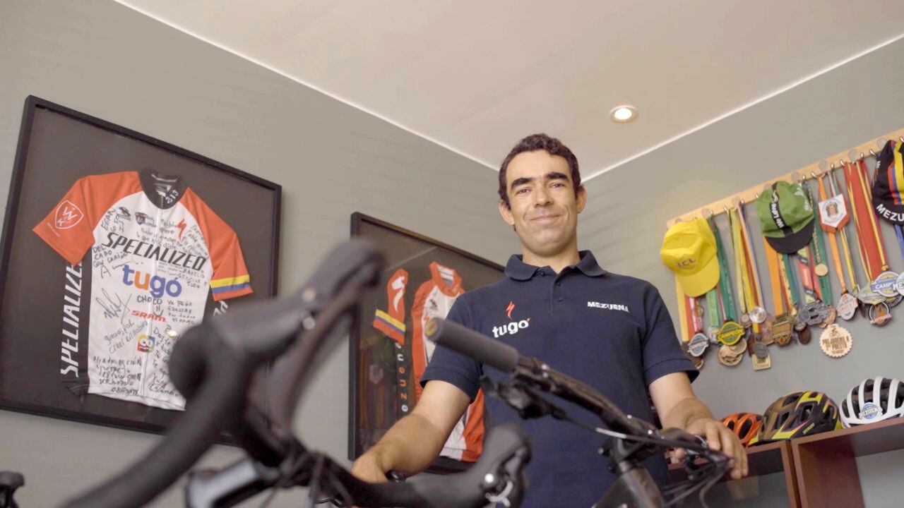 El reconocido manager de ciclistas habla sobre la afición hacia este deporte en el país, considerado hoy el más inspiracional para los colombianos. También hace un llamado a una mayor inversión en el deporte y los deportistas.