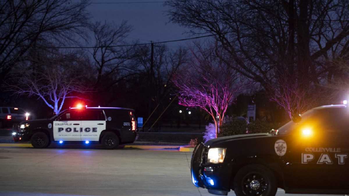 No se reportaron heridos tras la toma de rehenes en una sinagoga de Texas. El atacante fue abatido. (Photo by Emil Lippe /Getty Images)