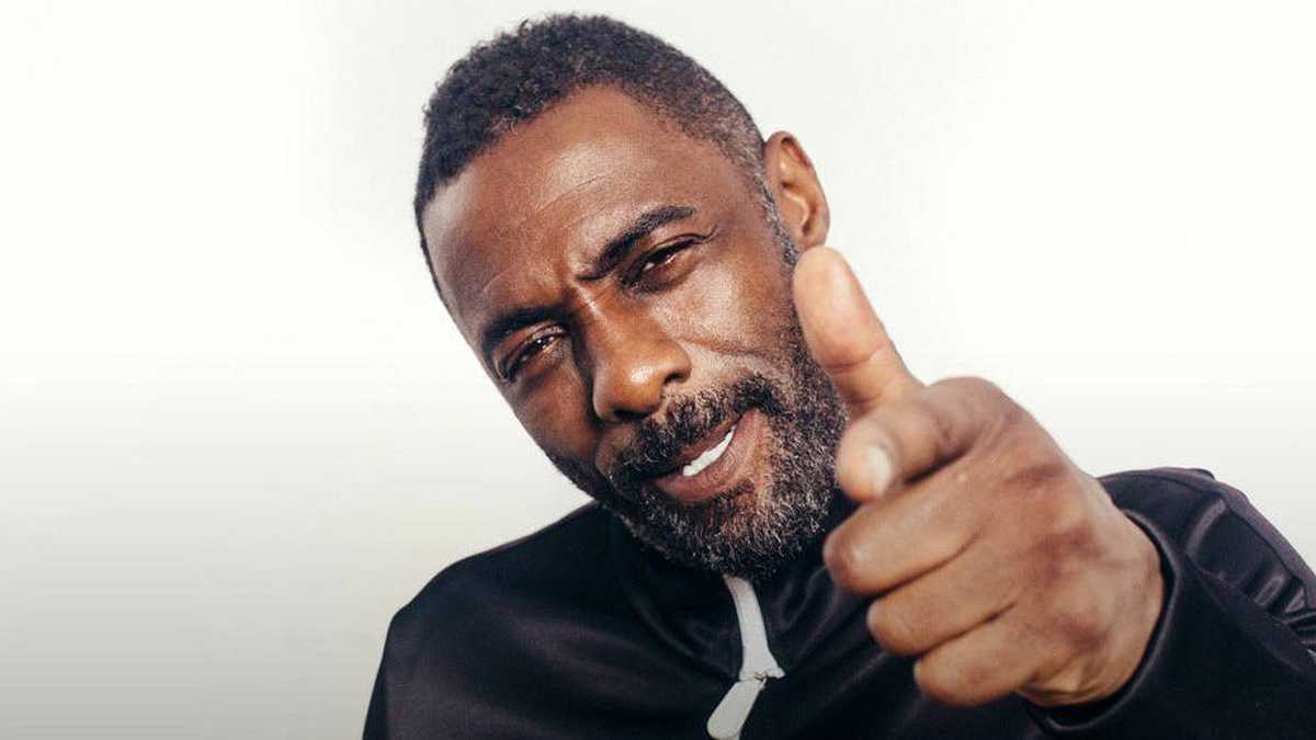Otro fuerte aspirante a ser el primer Bond afro es Idris Elba. 