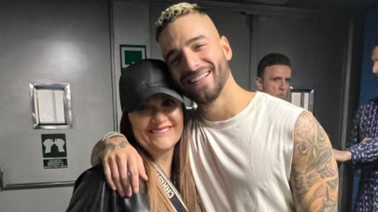 María del Pilar Rubio con Maluma tras su concierto en Madrid, España. Foto: Instagram María del Pilar Rubio @SAMALUI