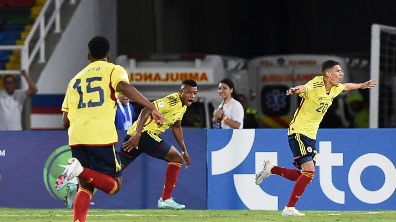 Colombia vs Perú - Óscar Cortés celebrando el segundo tanto de la Tricolor.