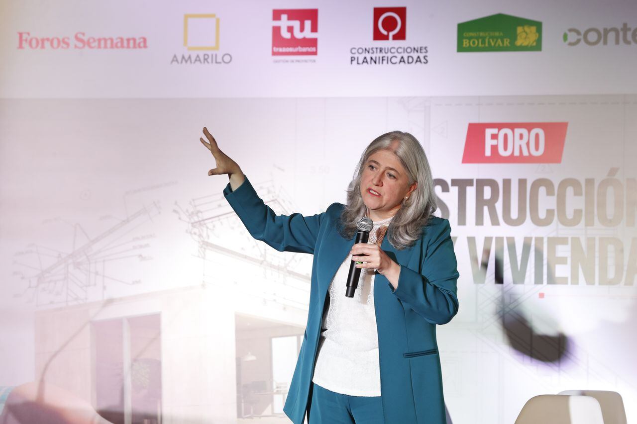 Catalina Velasco Campuzano, Ministra de Vivienda, Ciudad y Territorio
