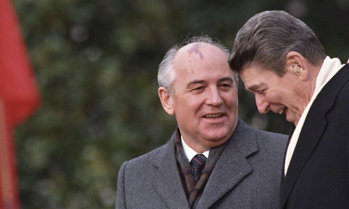 Histórica reunión Gorbachov Reagan