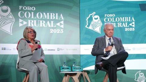 Cecilia López, exministra de agricultura y presidenta de la fundación Cisoe y  Rafael Hernández Lozano, gerente general de la Federación Nacional de Arroceros (Fedearroz).