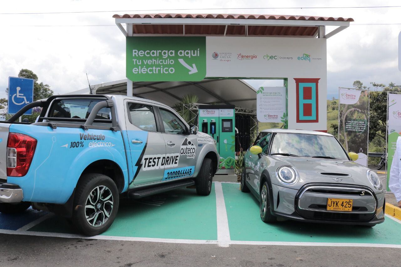 La Empresa de Energía de Pereira presentó su nueva línea de vehículos eléctricos, que incluye más de diez referencias entre automóviles y vehículos de carga.