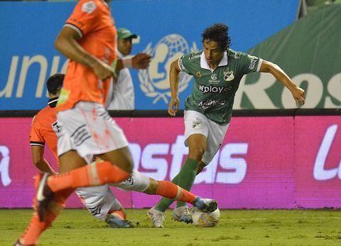 El Deportivo Cali derrotó al Envigado dos goles a cero, en el estadio de Palmaseca.