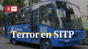Secuestro y asalto: terror al interior de un bus del SITP en Bogotá | Semana Noticias