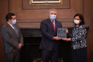 Iván Duque presidente de Colombia reconocimiento Prevención y Acción