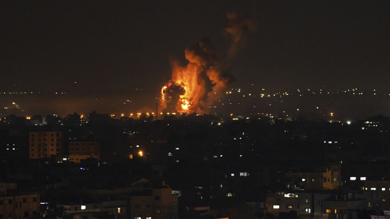 El ejército israelí informó que 34 cohetes fueron lanzados desde Líbano, de los cuales 25 fueron interceptados por la defensa antiaérea.