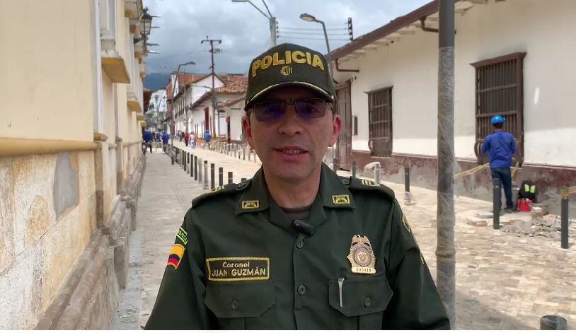 El coronel Juan Andrés Guzmán, Subcomandante de la Policía Metropolitana de Bucaramanga, anunció investigación.
