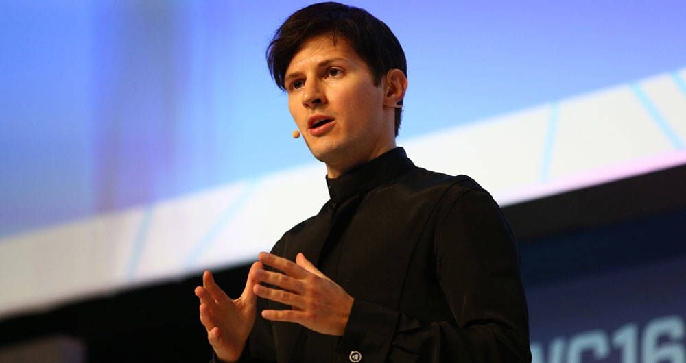 Pável Dúrov, quien fundó junto con su hermano Nikolái la aplicación Telegram en el 2013, criticó la manera en que Apple ha venido desarrollando sus dispositivos desde el fallecimiento de Steve Jobs en 2011 y calificó el nuevo iPhone 12 Pro como "una pieza increíblemente torpe".