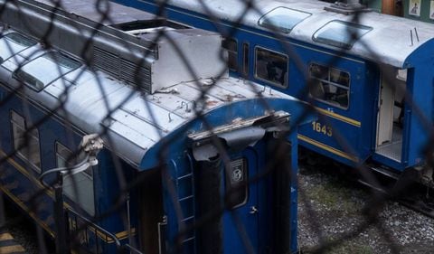Así están los trenes que transportan a los turistas a Machu Picchu, quietos por las protestas que se viven en Perú