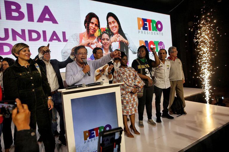 Gustavo Petro Ganador del Pacto por Colombia, celebra su victoria