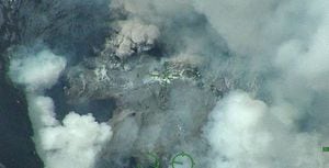 Según reportan las autoridades correspondientes, la actividad del volcán sigue estando muy inestable. Foto: Cortesía: Fuerza Aérea Colombiana.