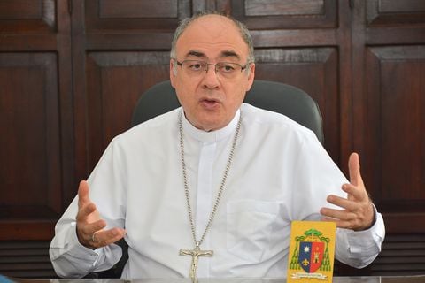 Monseñor Luis Fernando Rodríguez Velásquez  arzobispo de Cali