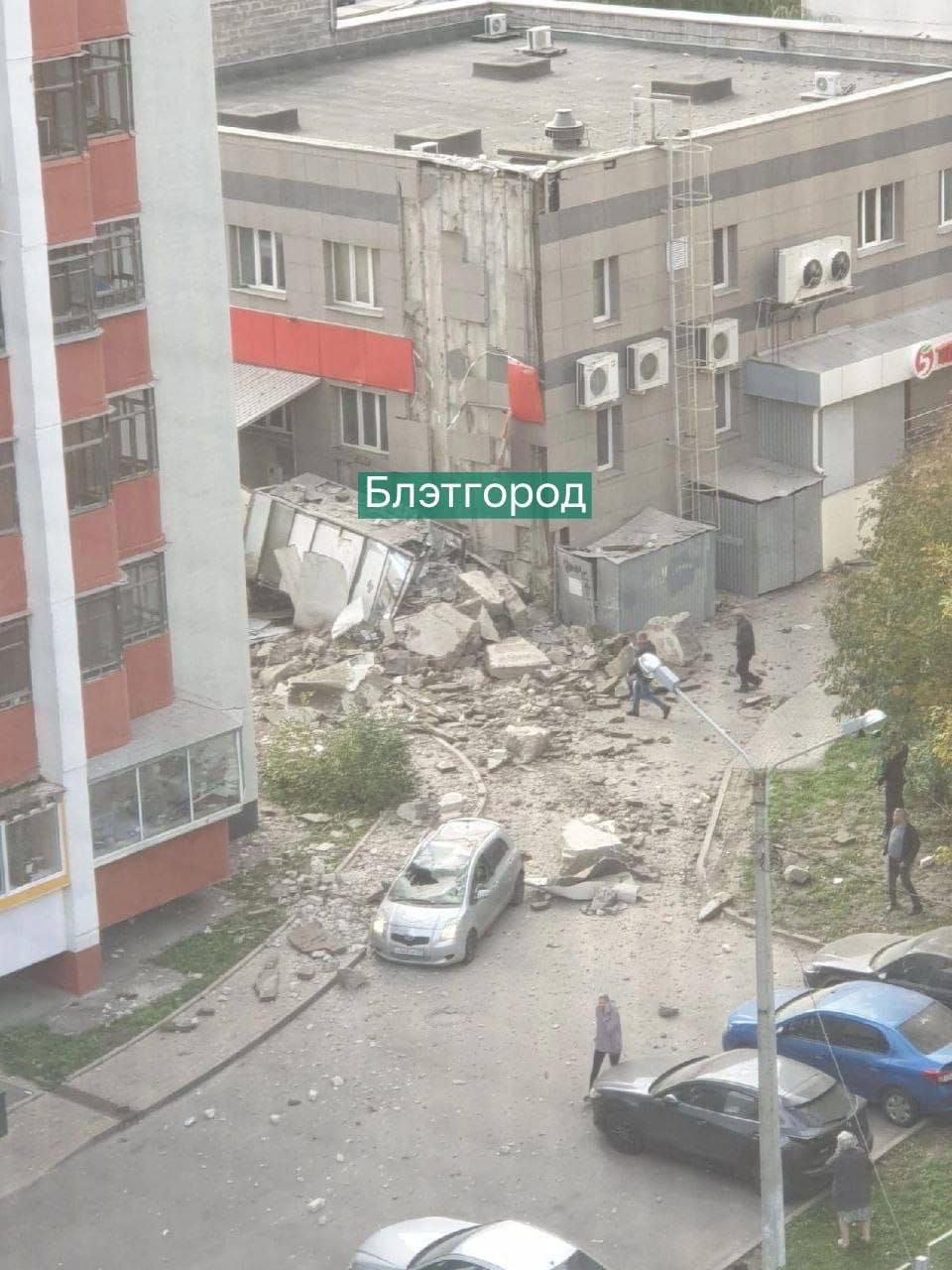 Fragmentos de un misil ucraniano impactan en un edificio residencial en Rusia