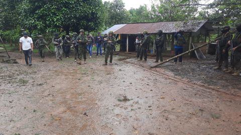 Ejército ecuatoriano en territorio colombiano