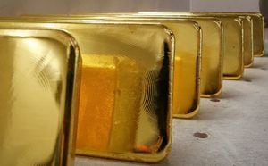 El oro la semana pasada ya había perdido cerca del 2% de su valor. Foto: Reuters