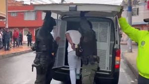 Capturan al hombre que lanzó granada a un motel en Bogotá; es un venezolano que tenía azotados a los comerciantes de Tunjuelito