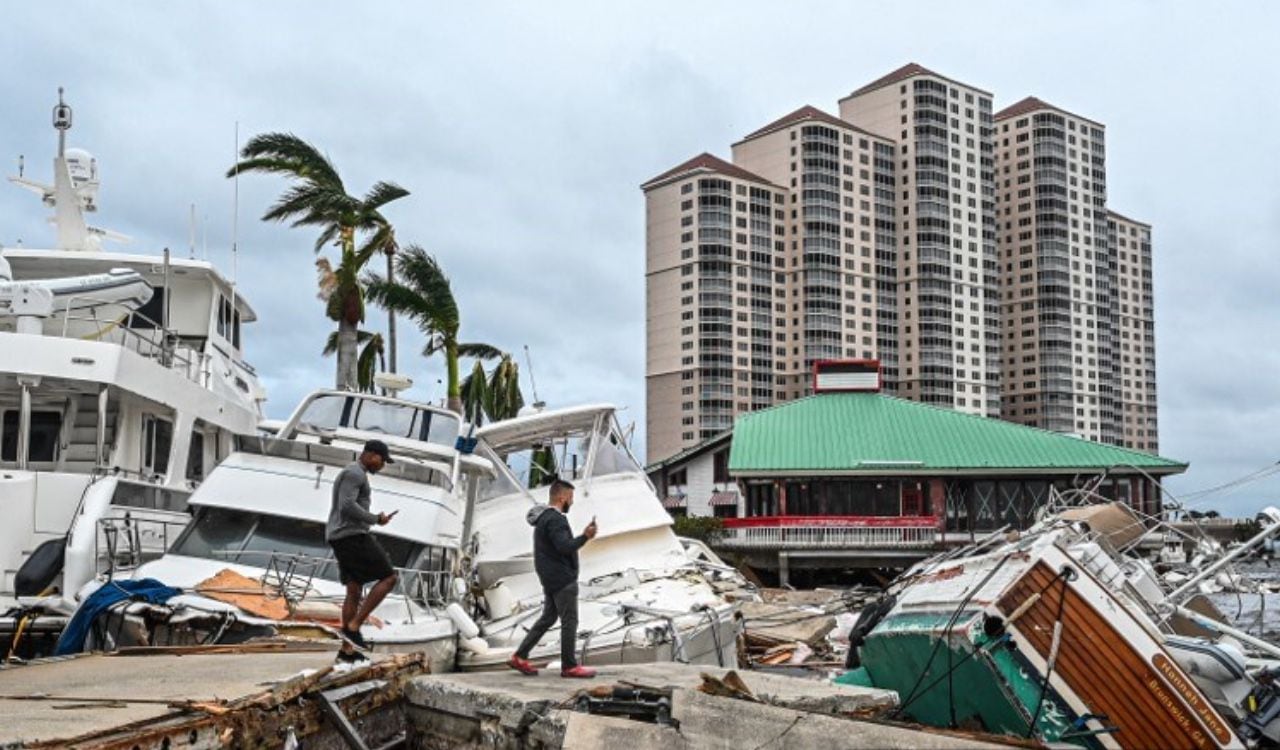 Una estela de destrucción dejó el huracán Ian en Fort Myers