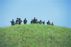 EJERCITO NACIONAL: soldados en el monte.
Foto:Gerardo Gomez. Abr 01