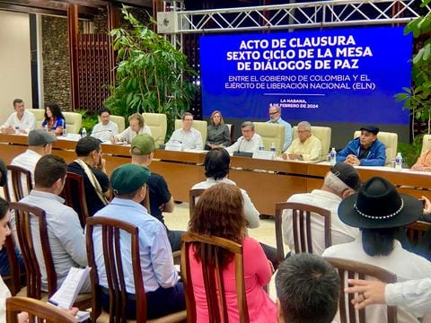 Entre el Gobierno de Colombia y el ELN