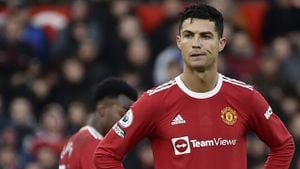 Cristiano Ronaldo quedó fuera del derbi frente al Manchester City por un problema en el flexor de la cadera