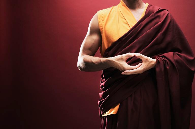 La desmitificación de la meditación y los pilares fundamentales revelados por los monjes budistas.