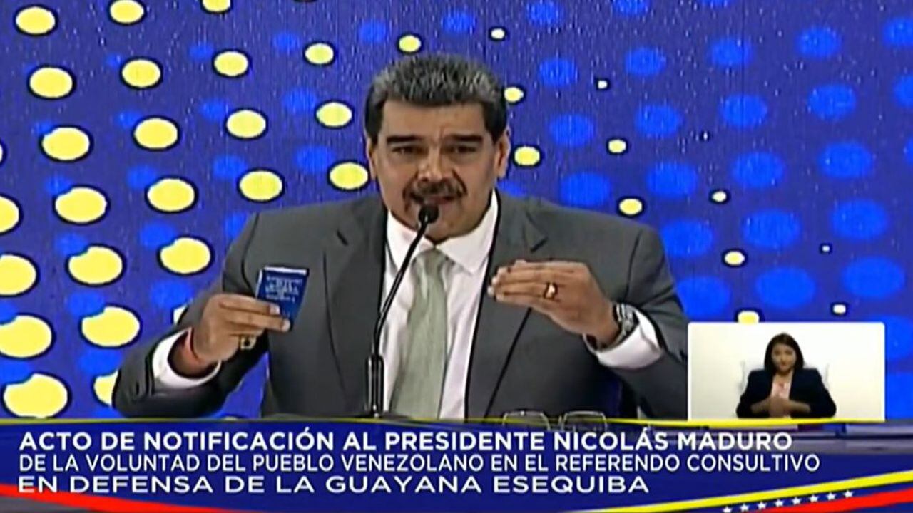 El presidente de Venezuela, Nicolás Maduro, interviene en el acto del CNE
