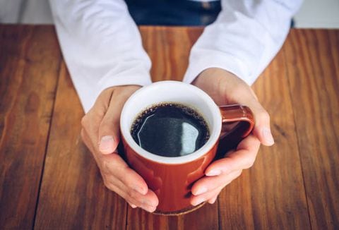 La cantidad de cafeína recomendable al día son 400 miligramos