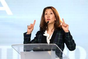 Ingrid Betancourt debate los que son Semana El Tiempo
