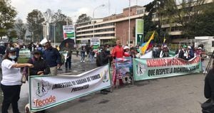 Sindicatos de Santander se manifestaron en contra del Gobierno.