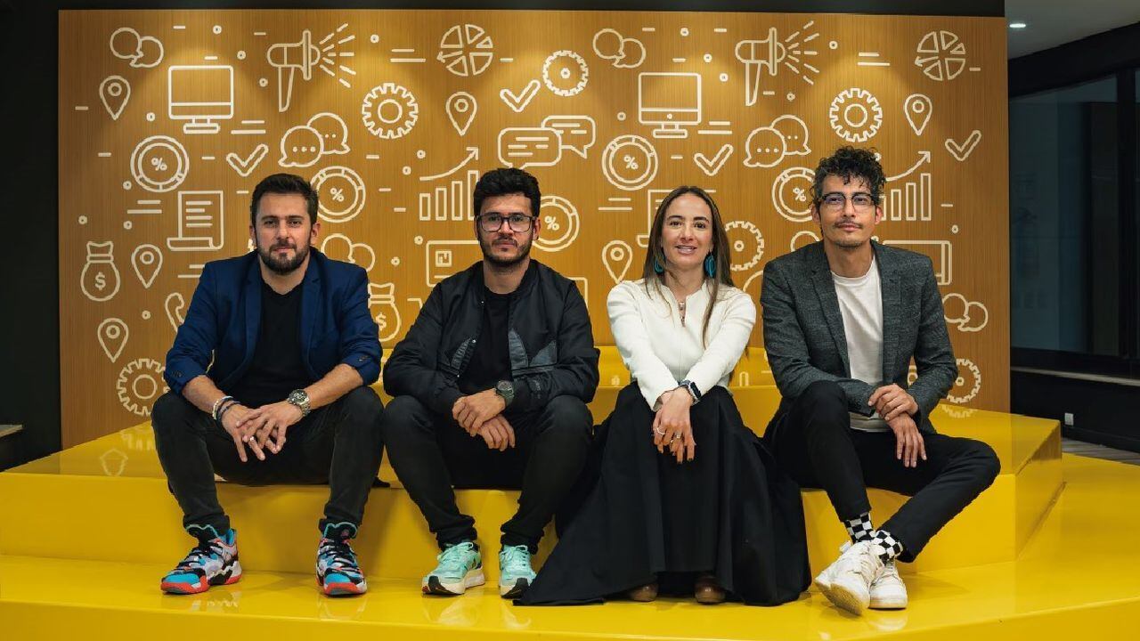 David Nieto, gerente de Marketing y Medios; Andrés Pineda, gerente de Marketing Digital; Isabel Martínez, vicepresidente de Sostenibilidad y Servicios Corporativos, y Juan Gómez, gerente de Marca y Publicidad.