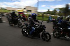 La moto es un opción de transporte bastante popular en Colombia.