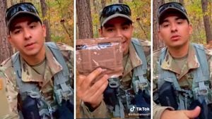 Soldado se hace viral tras publicar vídeos sobre comida.