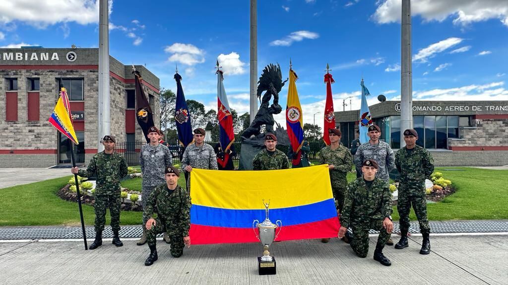 Fuerzas Milirares de Colombia lidera competencia internacional
