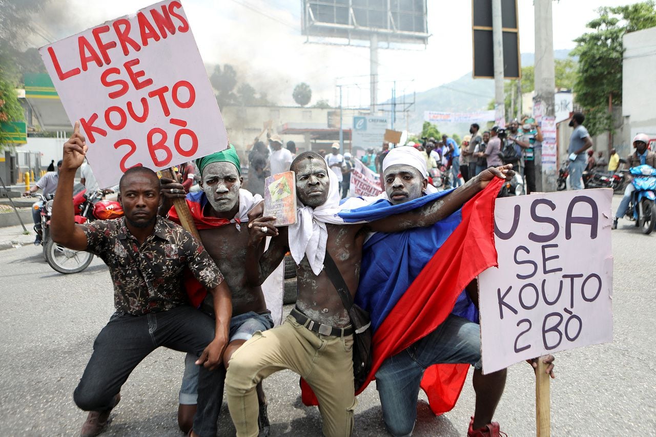 protestas y quemas en Haiti.