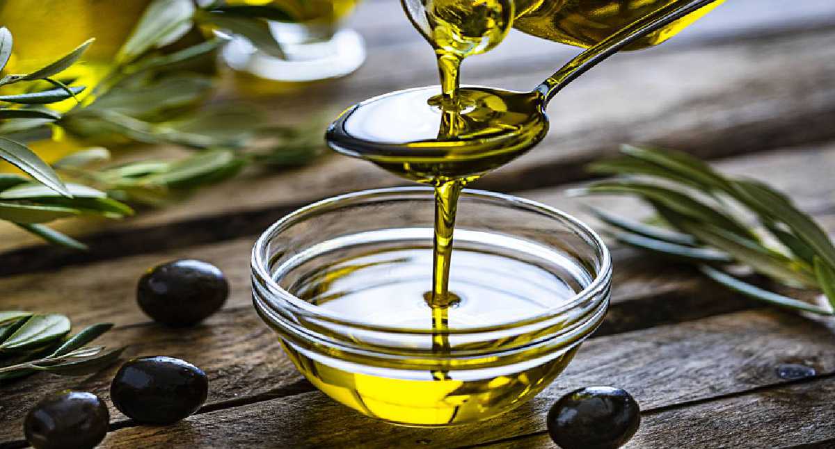 Bagaimana seharusnya minyak zaitun diambil untuk membersihkan arteri?