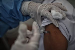 Primer día Jornada de vacunación contra Covid19 al  personal medico de primera linea