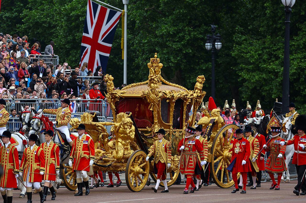 En imágenes : Desfiles y fiestas en el último día de las celebraciones del Jubileo de la Reina