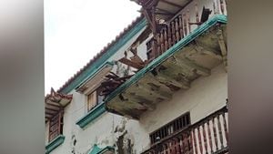 El desplome de balcón ocurrió en horas de la tarde, en la calle primera de Badillo.