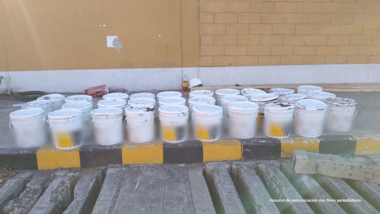 La mezcla de cocaína con emulsión asfáltica fue incautada en Barranquilla. Foto: Fiscalía