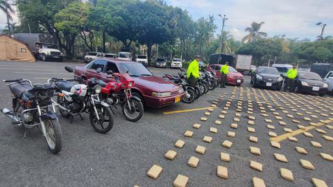 Así fue el operativo contrarreloj para recuperar 19 motos y 14 carros robados en Cali; los vehículos ya estaban listos para la venta.