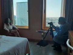 Primera entrevista Ericka Olaya para el canal suizo RSI News estando en hotel COVID de Milán.