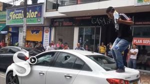 Locura en Villavicencio: terrible agresión entre limpiavidrios y conductor