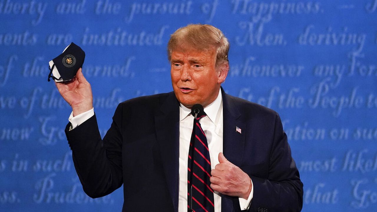 El presidente estadounidense Donald Trump se negó durante semanas a usar tapabocas