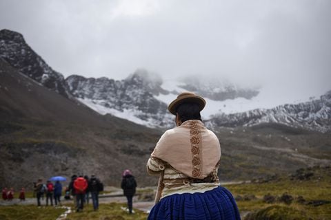 Batalla para salvar el glaciar moribundo de Bolivia