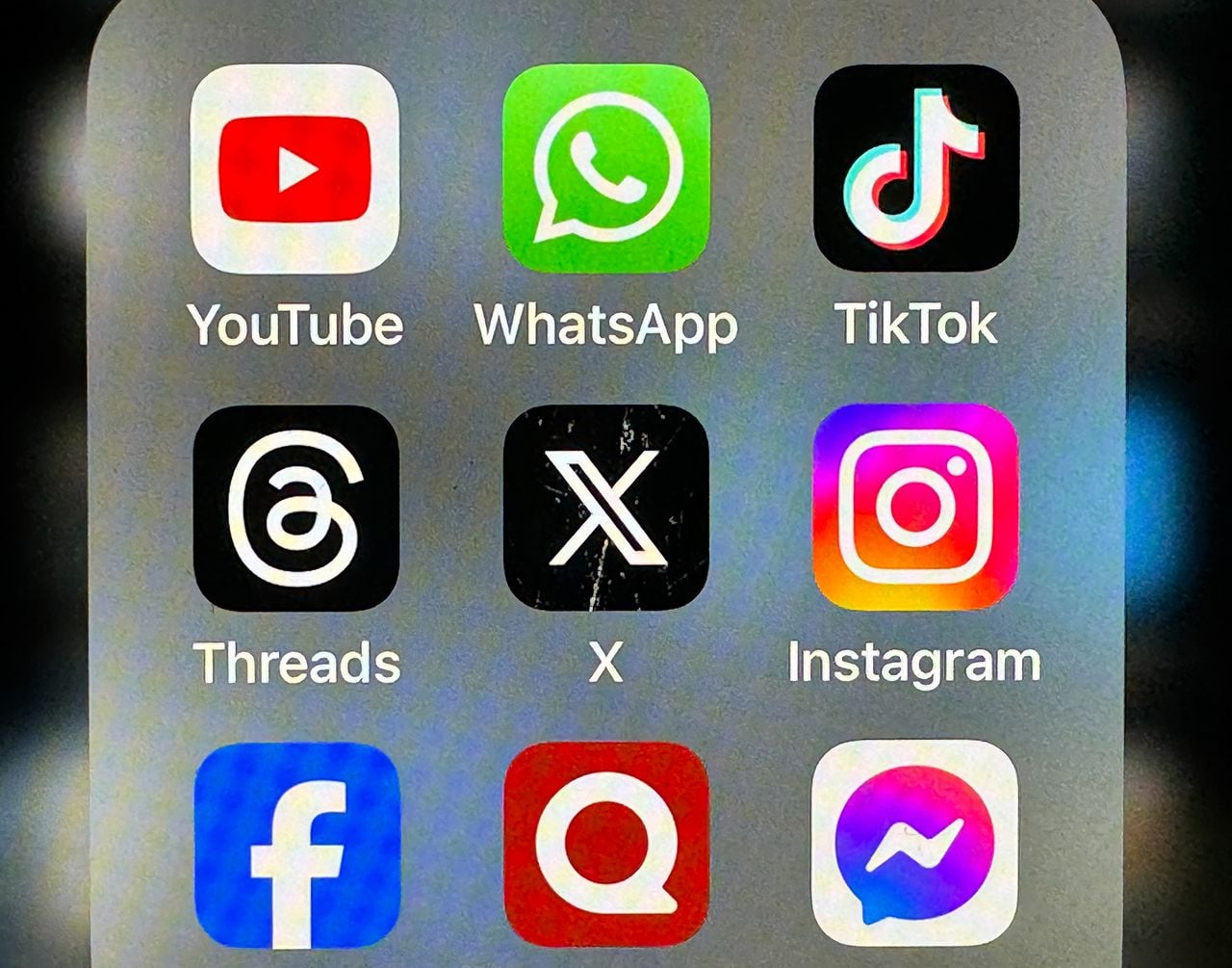 LogoL de Twitter a X - Redes Sociales