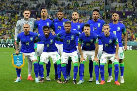 Selección de Brasil en el partido contra Camerún