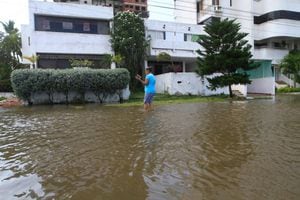 Cuando llueve fuerte, las inundaciones en Cartagena son cada vez más recurrentes.
